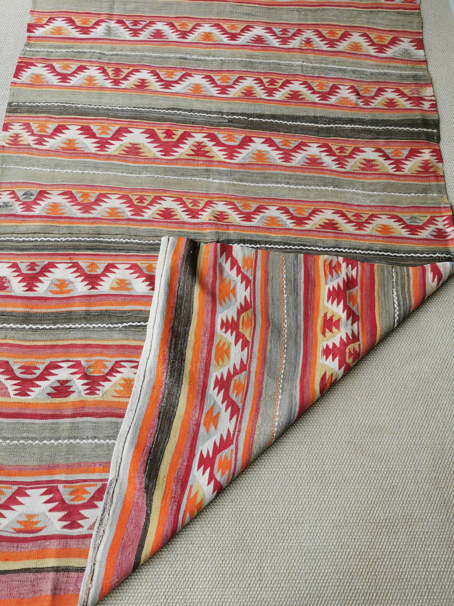 Vintage Turkish Kilim Q