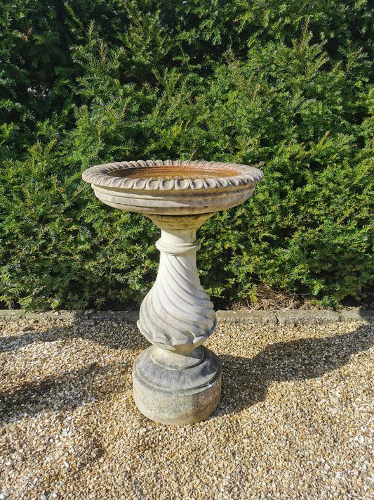 Stone Scallop Birdbath