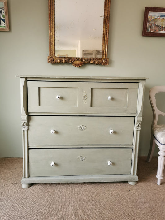 Green Hungarian Chest of Drawers